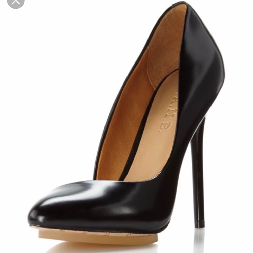L.A.M.B. Harlie pumps leather size 9